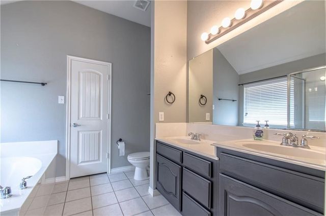 7712 Laughing Waters Trail, Mckinney, TX 75070