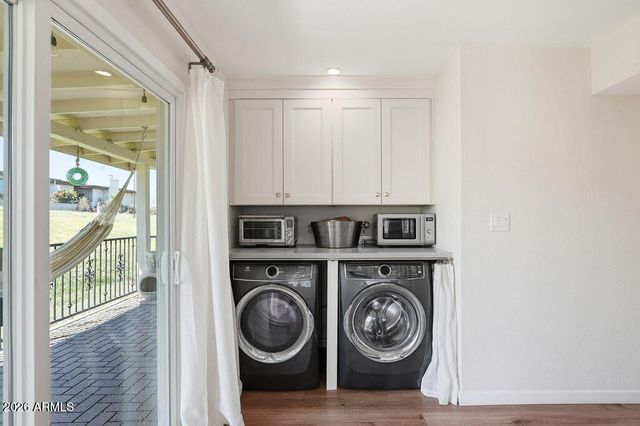 6043 E LEWIS Avenue, Scottsdale, AZ 85257