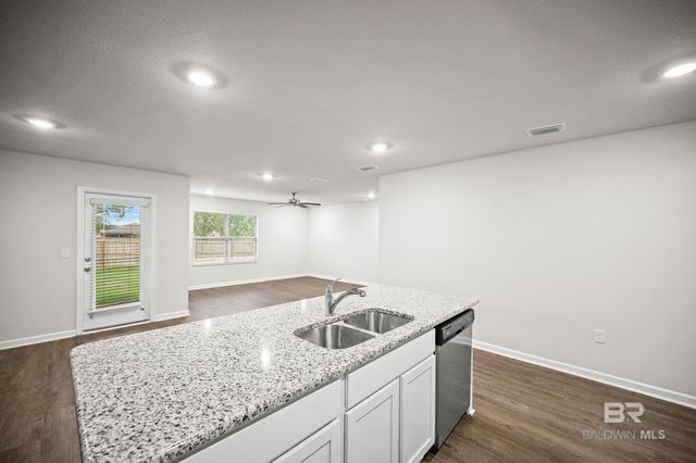 32206 Terranova Loop, Lillian, AL 36549