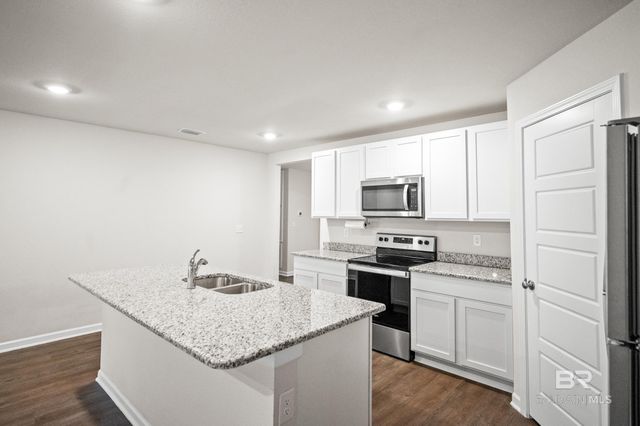 32206 Terranova Loop, Lillian, AL 36549