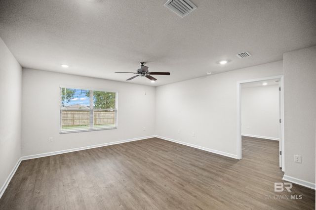 32206 Terranova Loop, Lillian, AL 36549