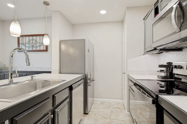 8601 Park Lane 323, Dallas, TX 75231