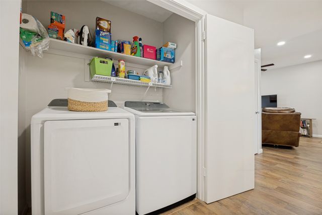 8601 Park Lane 323, Dallas, TX 75231