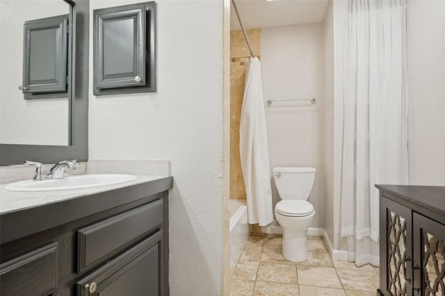 8601 Park Lane 323, Dallas, TX 75231