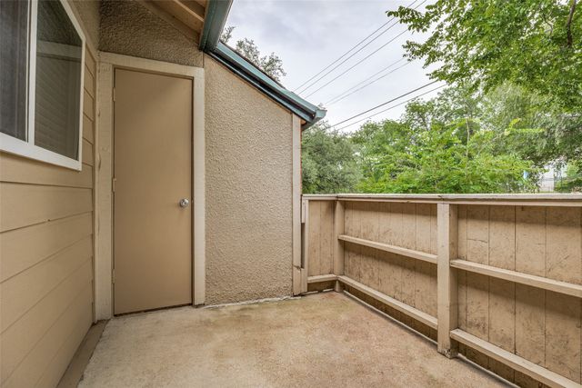 8601 Park Lane 323, Dallas, TX 75231