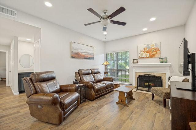 8601 Park Lane 323, Dallas, TX 75231