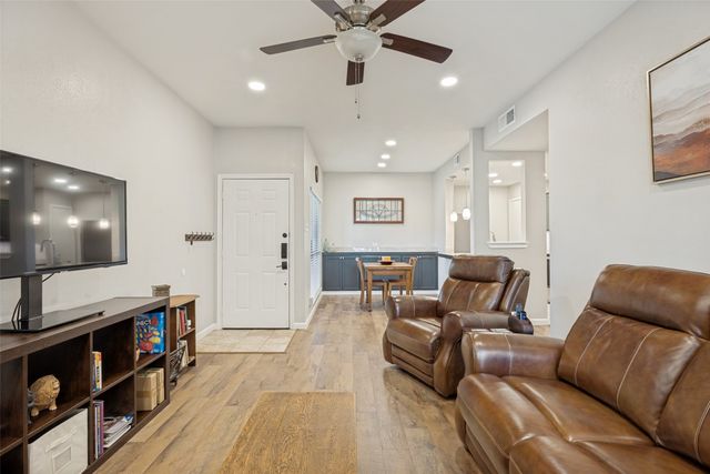 8601 Park Lane 323, Dallas, TX 75231