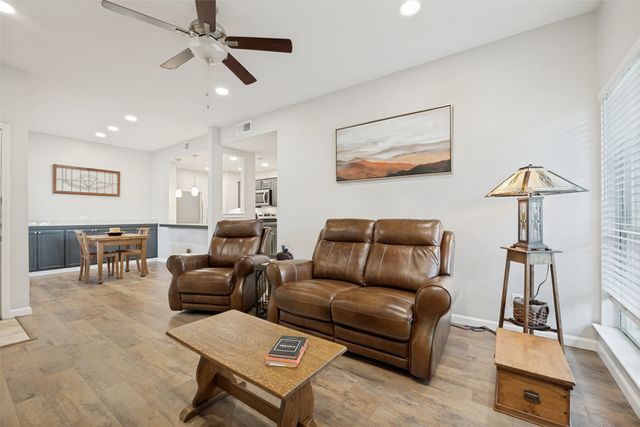8601 Park Lane 323, Dallas, TX 75231