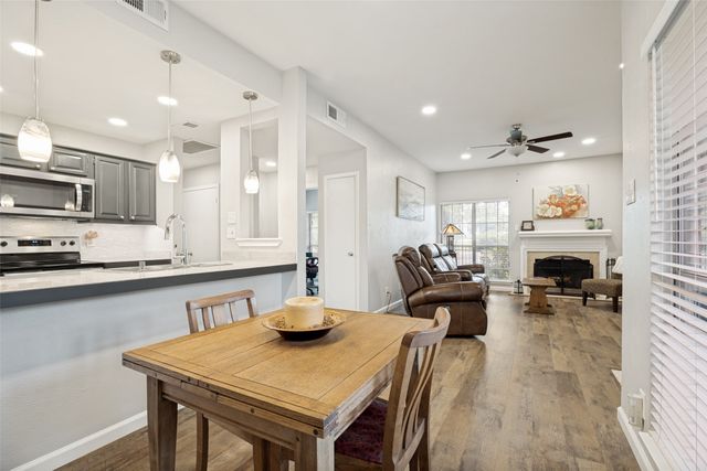 8601 Park Lane 323, Dallas, TX 75231