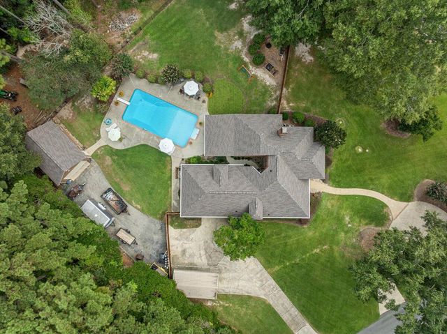 24 Cove Ln., Hattiesburg, MS 39402