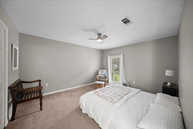 24 Cove Ln., Hattiesburg, MS 39402