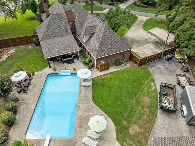 24 Cove Ln., Hattiesburg, MS 39402