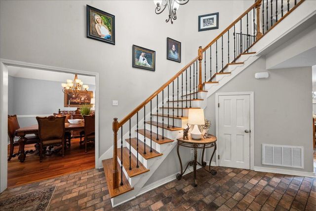 24 Cove Ln., Hattiesburg, MS 39402