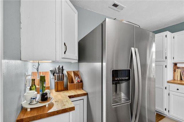 312 E Lee Street, Nevada, MO 64772