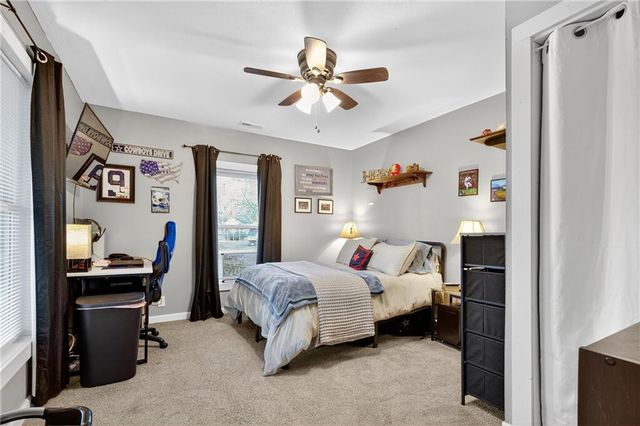 312 E Lee Street, Nevada, MO 64772