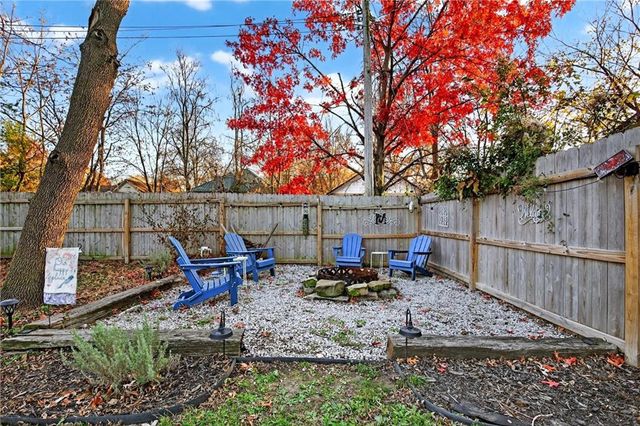 312 E Lee Street, Nevada, MO 64772