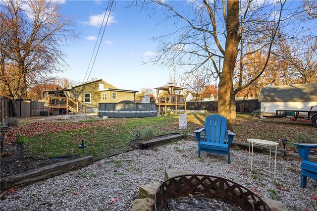 312 E Lee Street, Nevada, MO 64772