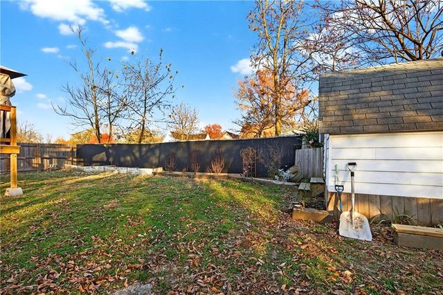 312 E Lee Street, Nevada, MO 64772