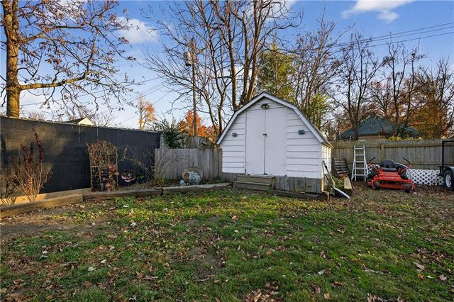 312 E Lee Street, Nevada, MO 64772