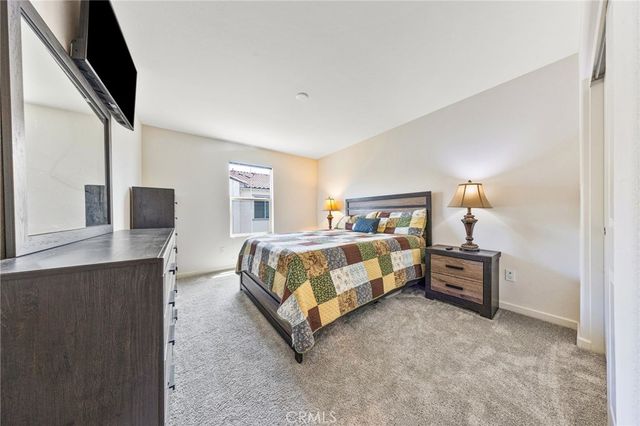 963 W Clover Avenue, Rialto, CA 92376
