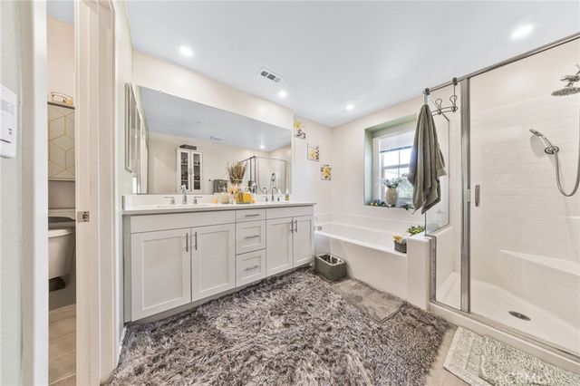 963 W Clover Avenue, Rialto, CA 92376