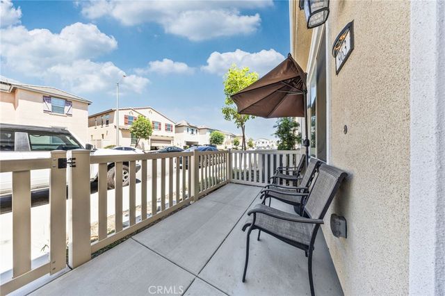 963 W Clover Avenue, Rialto, CA 92376