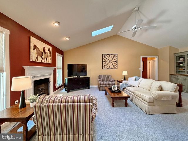 14890 IVANHOE CT, Issue, MD 20645