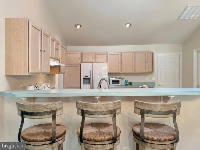 14890 IVANHOE CT, Issue, MD 20645