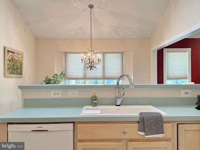 14890 IVANHOE CT, Issue, MD 20645