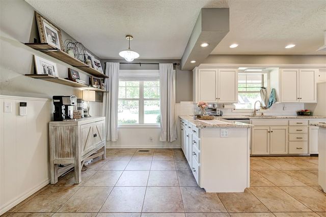 1301 Brookhaven Boulevard, Norman, OK 73072