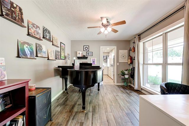 1301 Brookhaven Boulevard, Norman, OK 73072