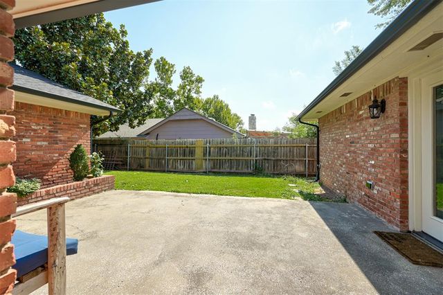1301 Brookhaven Boulevard, Norman, OK 73072