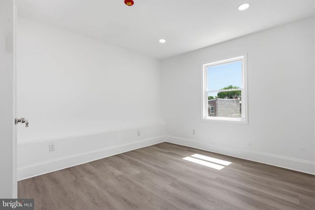1820 PLUM, Philadelphia, PA 19124