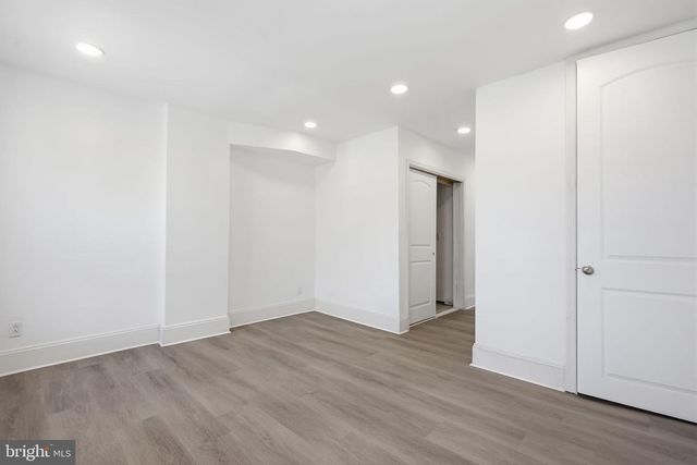 1820 PLUM, Philadelphia, PA 19124