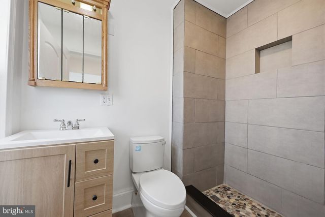 1820 PLUM, Philadelphia, PA 19124