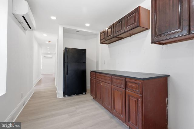 1820 PLUM, Philadelphia, PA 19124