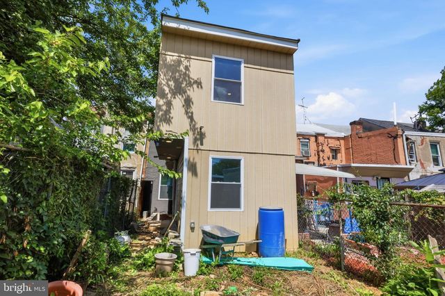 1820 PLUM, Philadelphia, PA 19124