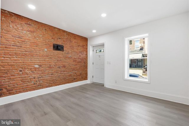 1820 PLUM, Philadelphia, PA 19124