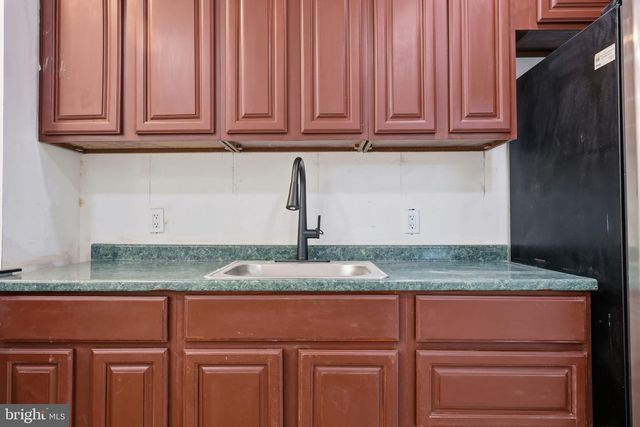 1820 PLUM, Philadelphia, PA 19124
