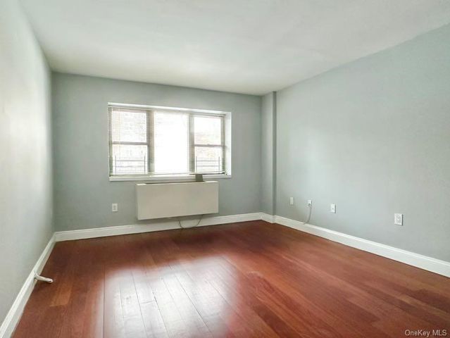 143-41 84th Drive 2A, Briarwood, NY 11435