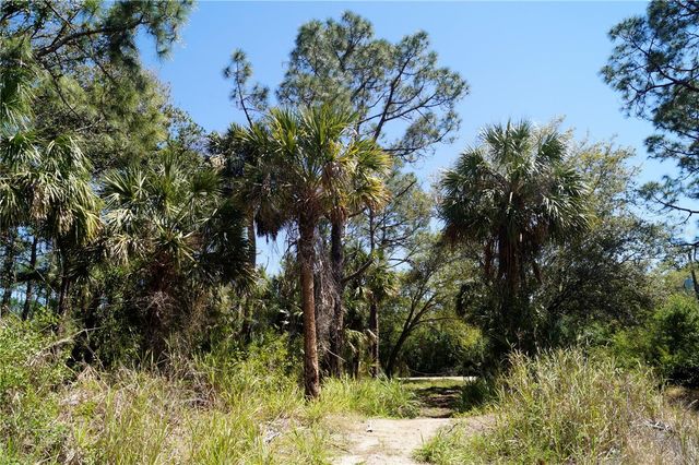 8370 CHORLEY AVENUE, North Port, FL 34291
