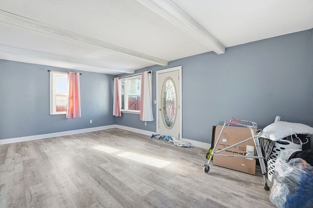 364 Tecumseh Street, Fall River, MA 02721