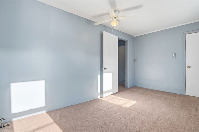 364 Tecumseh Street, Fall River, MA 02721