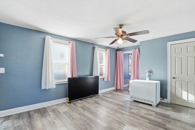 364 Tecumseh Street, Fall River, MA 02721