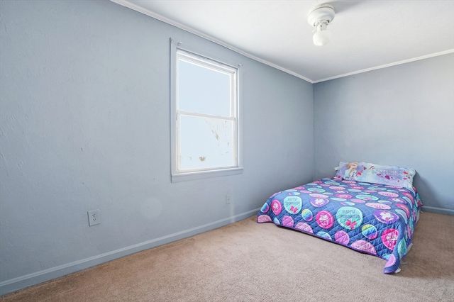 364 Tecumseh Street, Fall River, MA 02721