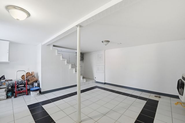 364 Tecumseh Street, Fall River, MA 02721