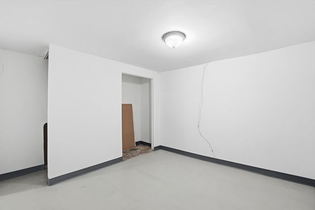 364 Tecumseh Street, Fall River, MA 02721