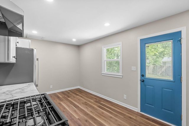 5005 Yaupon Ln, Louisville, KY 40213