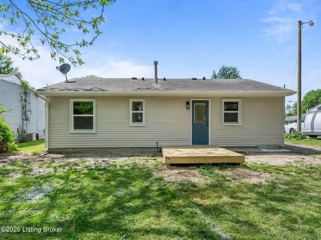 5005 Yaupon Ln, Louisville, KY 40213