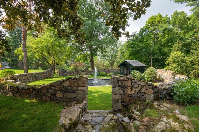 34 Rocky Ridge Lane, Dedham, MA 02026